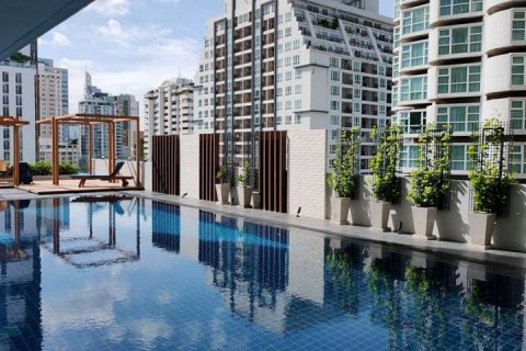 Condo in Bangkok, Thailand, 2 bedrooms  № 143089 - photo 10