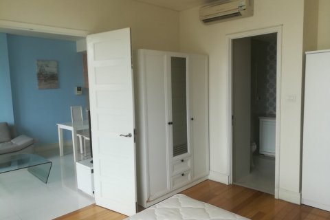 Condo in Bangkok, Thailand, 1 bedroom № 143110 - photo 4