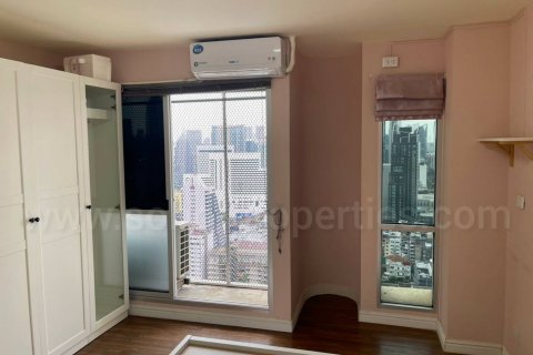 Condo in Bangkok, Thailand, 1 bedroom  № 143106 - photo 4