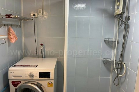 Condo in Bangkok, Thailand, 1 bedroom  № 143106 - photo 8