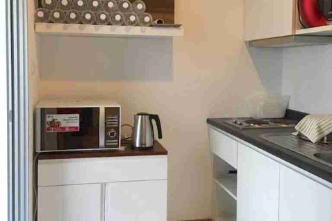 Condo in Bangkok, Thailand, 2 bedrooms № 183384 - photo 8