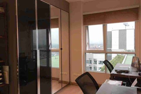 Condo in Bangkok, Thailand, 2 bedrooms № 183384 - photo 7