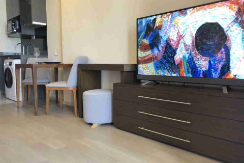 Condo in Bangkok, Thailand, 1 bedroom № 183386 - photo 9