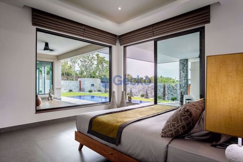 House in Pattaya, Thailand 3 bedrooms № 197087 - photo 13