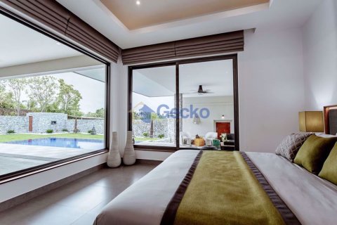 House in Pattaya, Thailand 3 bedrooms № 197087 - photo 8