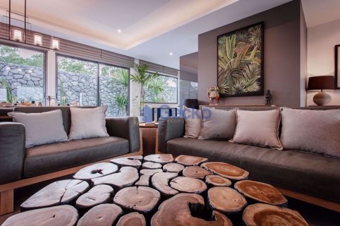 House in Pattaya, Thailand 3 bedrooms № 197087 - photo 7