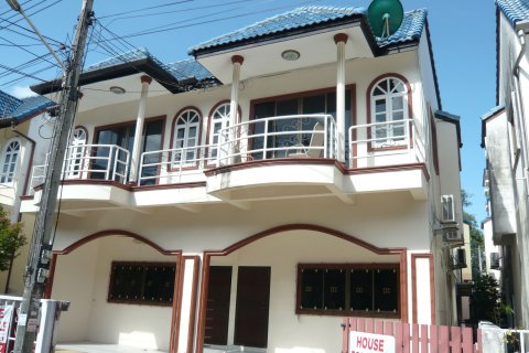 Таунхаус в Кату, Таиланд с 2 спальнями № 171158