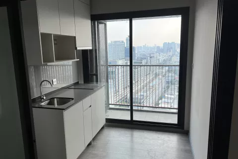 Студия в кондо в Чатучаке, Бангкок, Таиланд № 141692 - фото 2