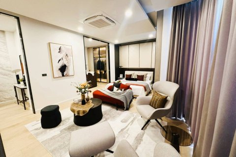 House in Bangkok, Thailand 5 bedrooms № 180806 - photo 4
