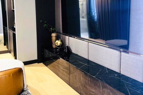 House in Bangkok, Thailand 5 bedrooms № 180806 - photo 9