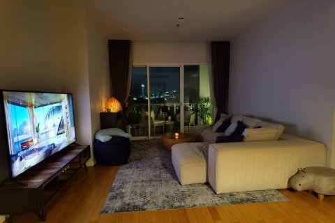 Condo in Bangkok, Thailand, 2 bedrooms  № 180804 - photo 9