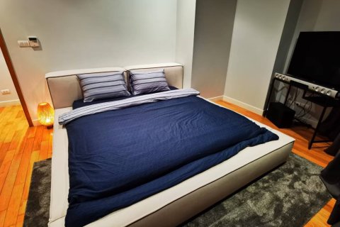 Condo in Bangkok, Thailand, 2 bedrooms  № 180804 - photo 23
