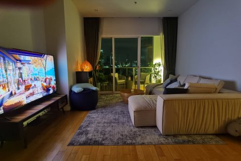 Condo in Bangkok, Thailand, 2 bedrooms  № 180804 - photo 17