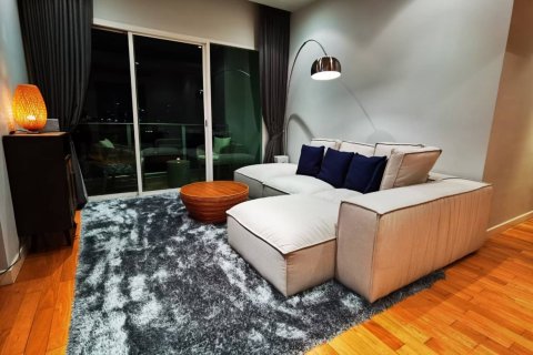 Condo in Bangkok, Thailand, 2 bedrooms  № 180804 - photo 14