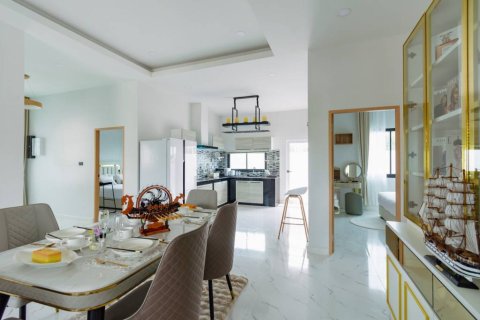 Villa in Hua Hin, Thailand 3 bedrooms № 164960 - photo 8