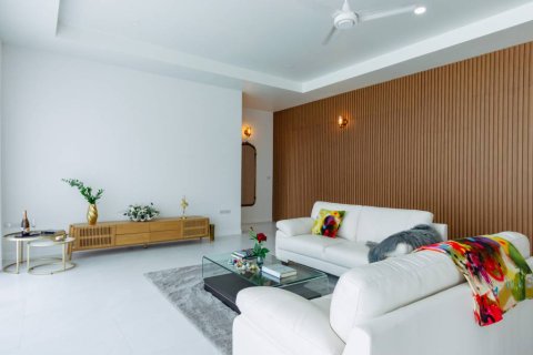 Villa in Pran Buri, Thailand 3 bedrooms № 164955 - photo 8