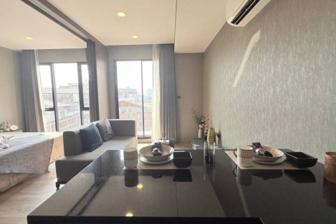 Condo à Chatuchak, Bangkok, Thaïlande, 1 chambre  № 164958 - photo 4