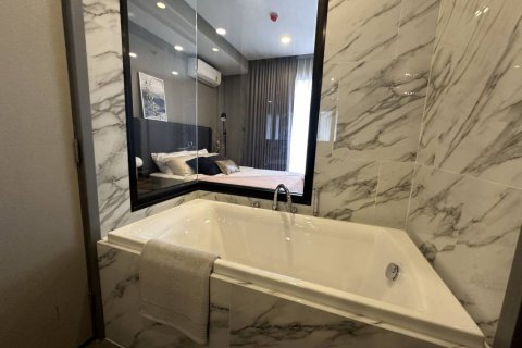 Condo à Chatuchak, Bangkok, Thaïlande, 1 chambre № 164959 - photo 7