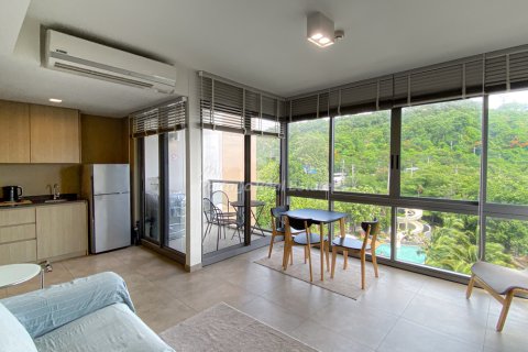 Condo à Bang Lamung, Thaïlande, 2 chambres  № 232979 - photo 3