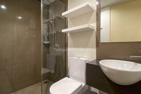 Condo à Bang Lamung, Thaïlande, 2 chambres  № 232979 - photo 16