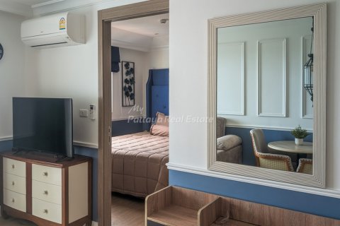 Condo in Pattaya, Thailand, 1 bedroom № 232975 - photo 3