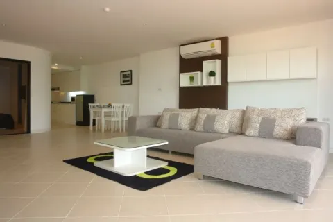 Condo in Pattaya, Thailand, 1 bedroom  № 213978