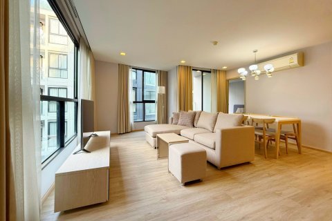 Condo à Bangkok, Thaïlande, 3 chambres  № 143011 - photo 1