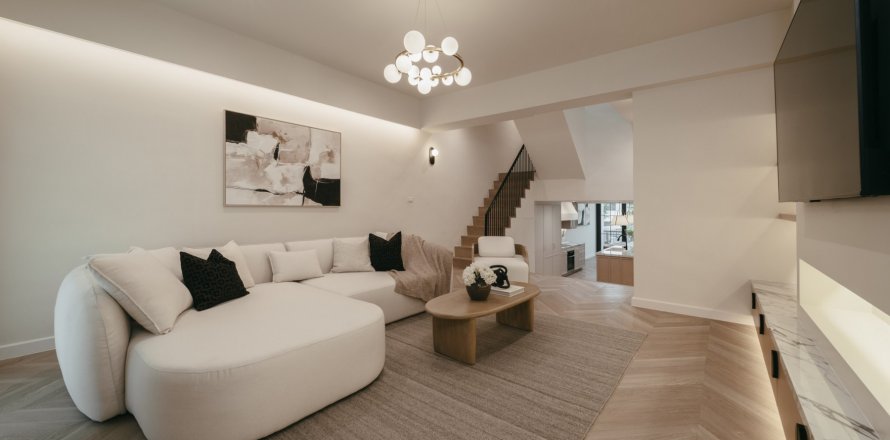 Таунхаус в Пхракханонге, Бангкок, Таиланд с 5 спальнями  № 143006