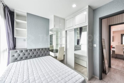 Condo in Bangkok, Thailand, 2 bedrooms № 185105 - photo 10