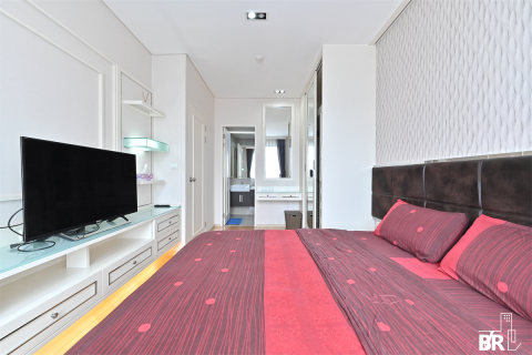 Condo in Bangkok, Thailand, 2 bedrooms № 185106 - photo 9