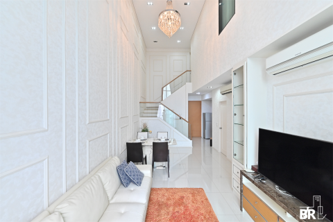 Condo in Bangkok, Thailand, 2 bedrooms № 185106 - photo 10