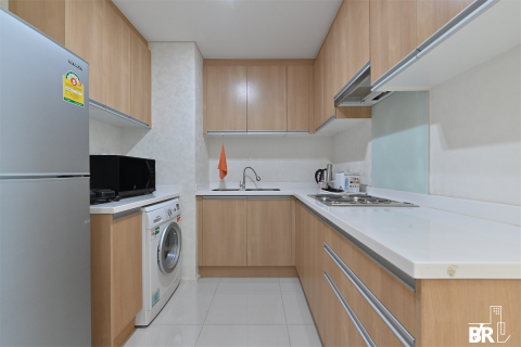 Condo in Bangkok, Thailand, 2 bedrooms № 185106 - photo 7