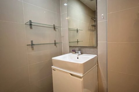Eigentumswohnung in Watthana, Bangkok, Thailand, 1 Schlafzimmer  № 219989 - Foto 11