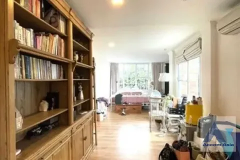 Reihenhaus in Bang Kapi, Bangkok, Thailand 2 Schlafzimmer № 219986 - Foto 3