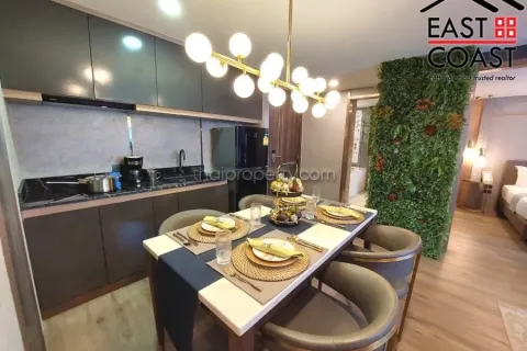 Condominio de 2 dormitorios en Pattaya, Tailandia № 213435 - foto 4