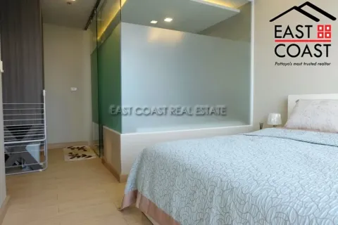 Condominio de 2 dormitorios en Jomtien Beach, Pattaya, Tailandia № 213431 - foto 17
