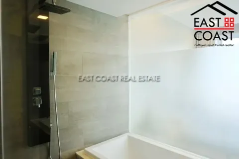 Condominio de 2 dormitorios en Jomtien Beach, Pattaya, Tailandia № 213431 - foto 21