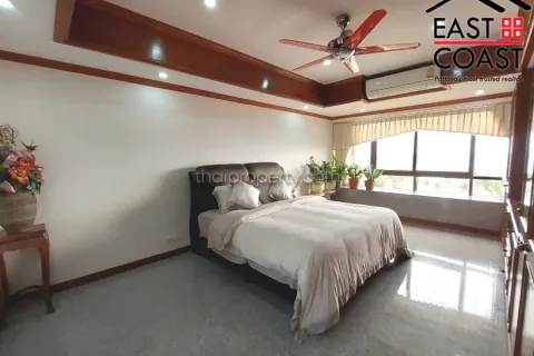 Condominio de 2 dormitorios en Jomtien Beach, Pattaya, Tailandia № 213434 - foto 25