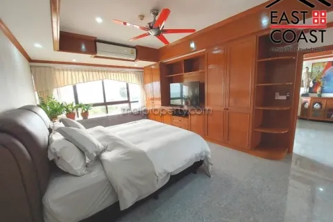 Condominio de 2 dormitorios en Jomtien Beach, Pattaya, Tailandia № 213434 - foto 24