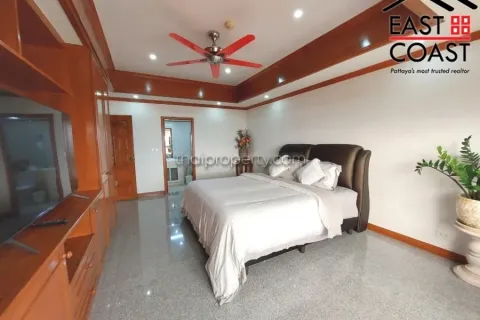 Condominio de 2 dormitorios en Jomtien Beach, Pattaya, Tailandia № 213434 - foto 26