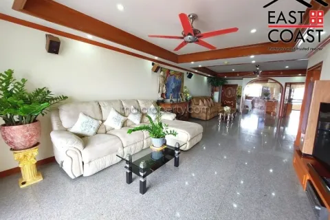 Condominio de 2 dormitorios en Jomtien Beach, Pattaya, Tailandia № 213434 - foto 12