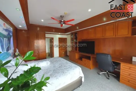 Condominio de 2 dormitorios en Jomtien Beach, Pattaya, Tailandia № 213434 - foto 17