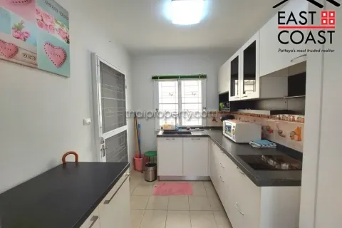 Casa de 3 dormitorios en Pattaya, Tailandia № 213432 - foto 9
