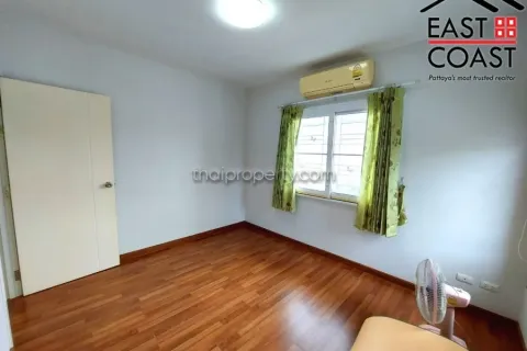 Casa de 3 dormitorios en Pattaya, Tailandia № 213432 - foto 24