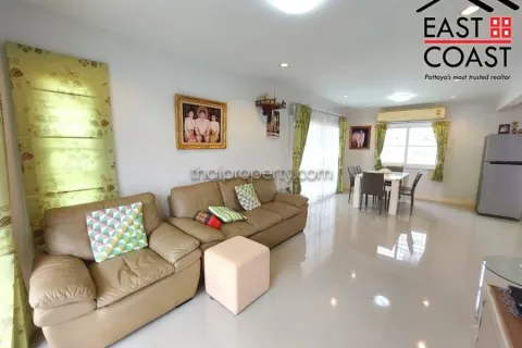 Casa de 3 dormitorios en Pattaya, Tailandia № 213432 - foto 5