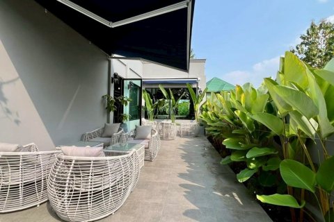 Villa in Chiang Mai, Thailand 5 bedrooms № 160637 - photo 30