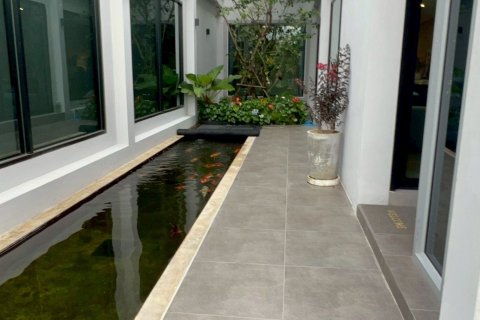 Villa in Chiang Mai, Thailand 5 bedrooms № 160637 - photo 24