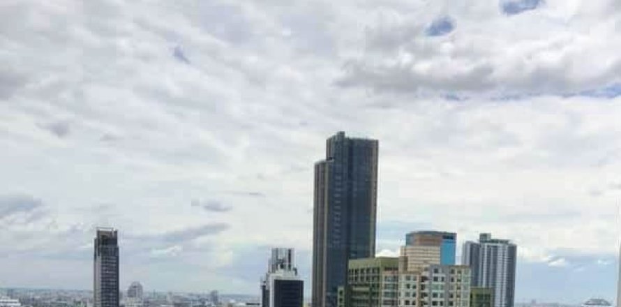 Studio in the Condo in Watthana, Bangkok, Thailand  № 160636