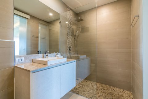 Studio dans le Condo à Phuket, Thaïlande  № 160635 - photo 4