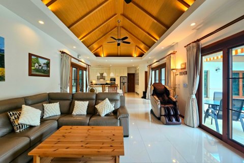 Вилла в Хуа Хине, Таиланд с 4 спальнями  № 168289 - фото 9